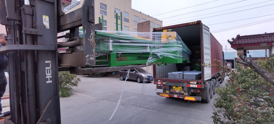 Kontrplak Kesme makinası