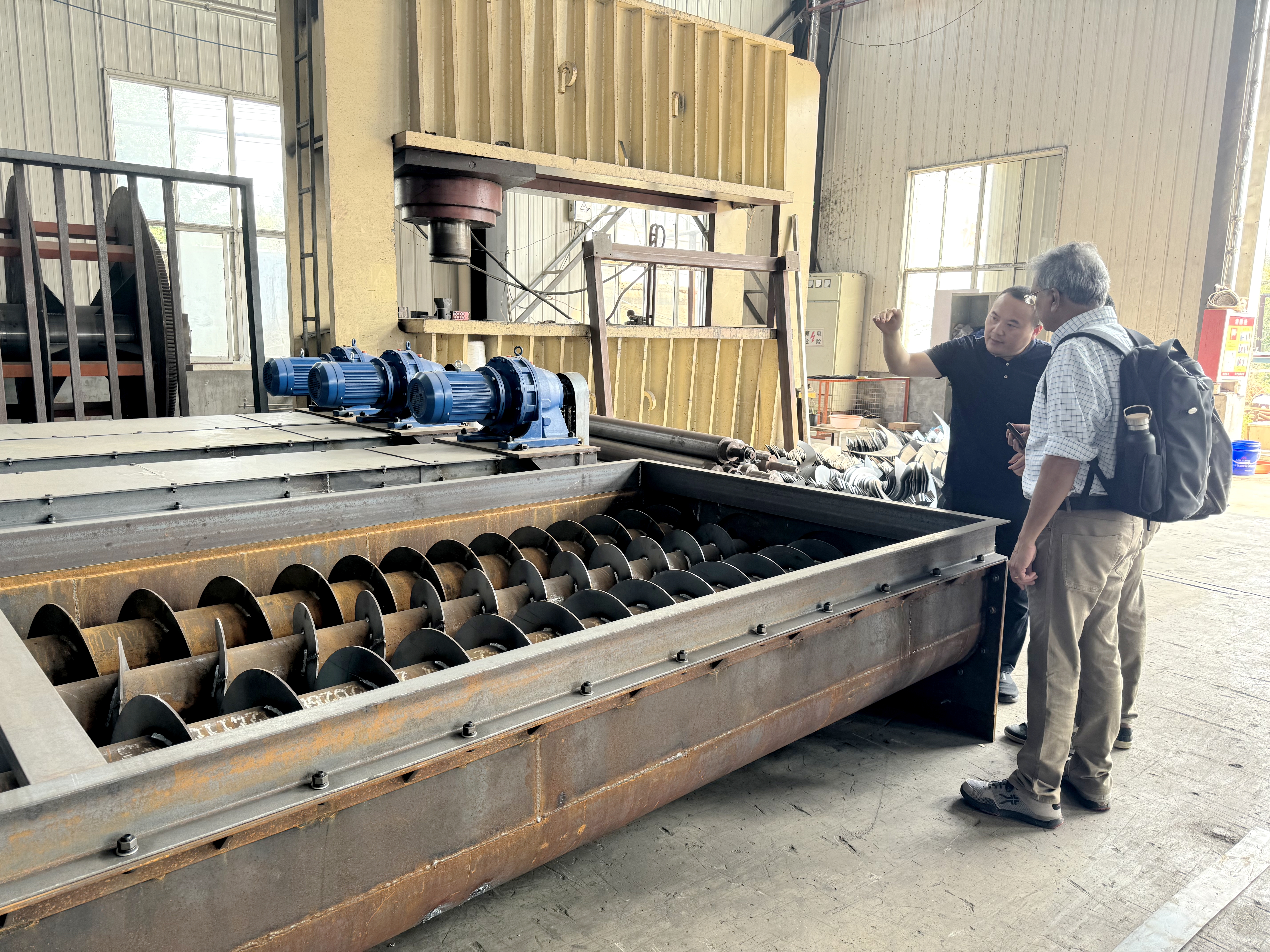 OSB makinesi i&ccedil;in MINGHUNG istemci