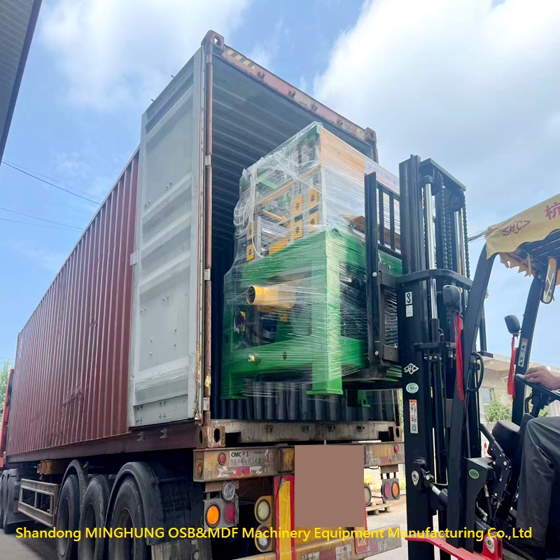 Kaplama için Kontrplak Makinesi Peeling Makinesi