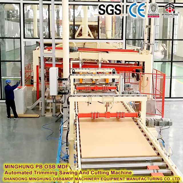 MINGHUNG PB OSB MDF Otomatik Kesme Testere Makinesi